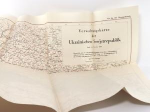 Pubikationsstelle Wien (Hrsg.). Verwaltungskarte der Ukrainischen Sowjetrepublik. Stand vom September 1940. Maßstab 1 : 1 250 0000. Mit Detailplänen von Charkow, Odessa und Kijew in 1 : 200 000.