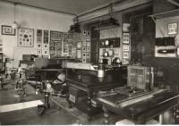Eder, Josef Maria. Konvolut zur Geschichte der österreichischen Fotographie: Josef Maria Eder. Ausführliches Handbuch der Photographie: Der Collodion- und Daguerreotyp-Process und ältere Negativ-P...